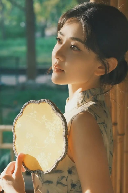 田朴珺与《共同说》：用深度对话勾勒时代的 “中国面孔”