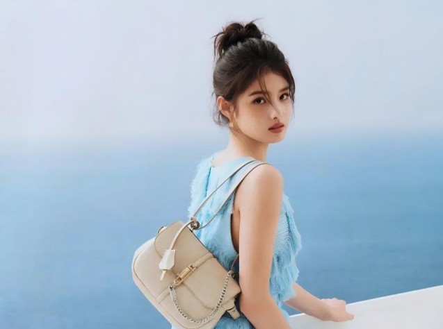 地产下半场：物企控制权，正在被谁夺走？