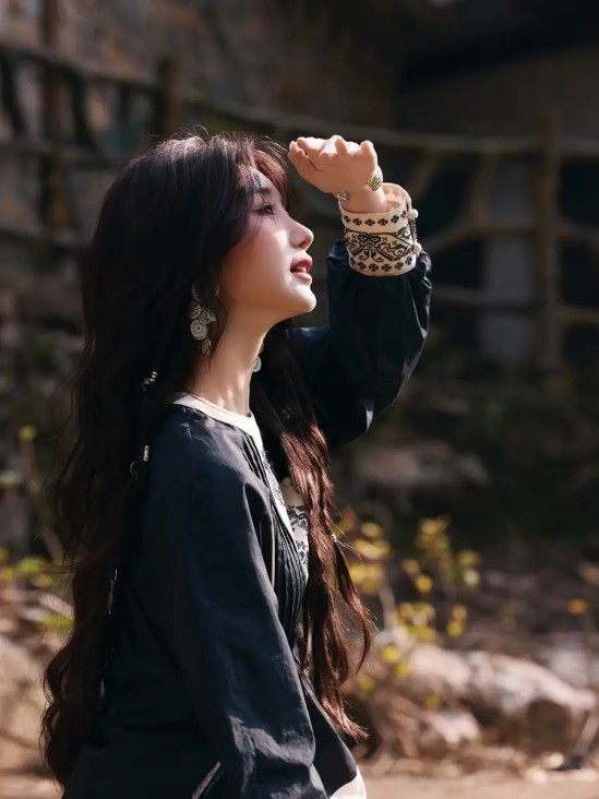 “裸奔”的互联网时代，她将隐私做成一门千万美元的生意